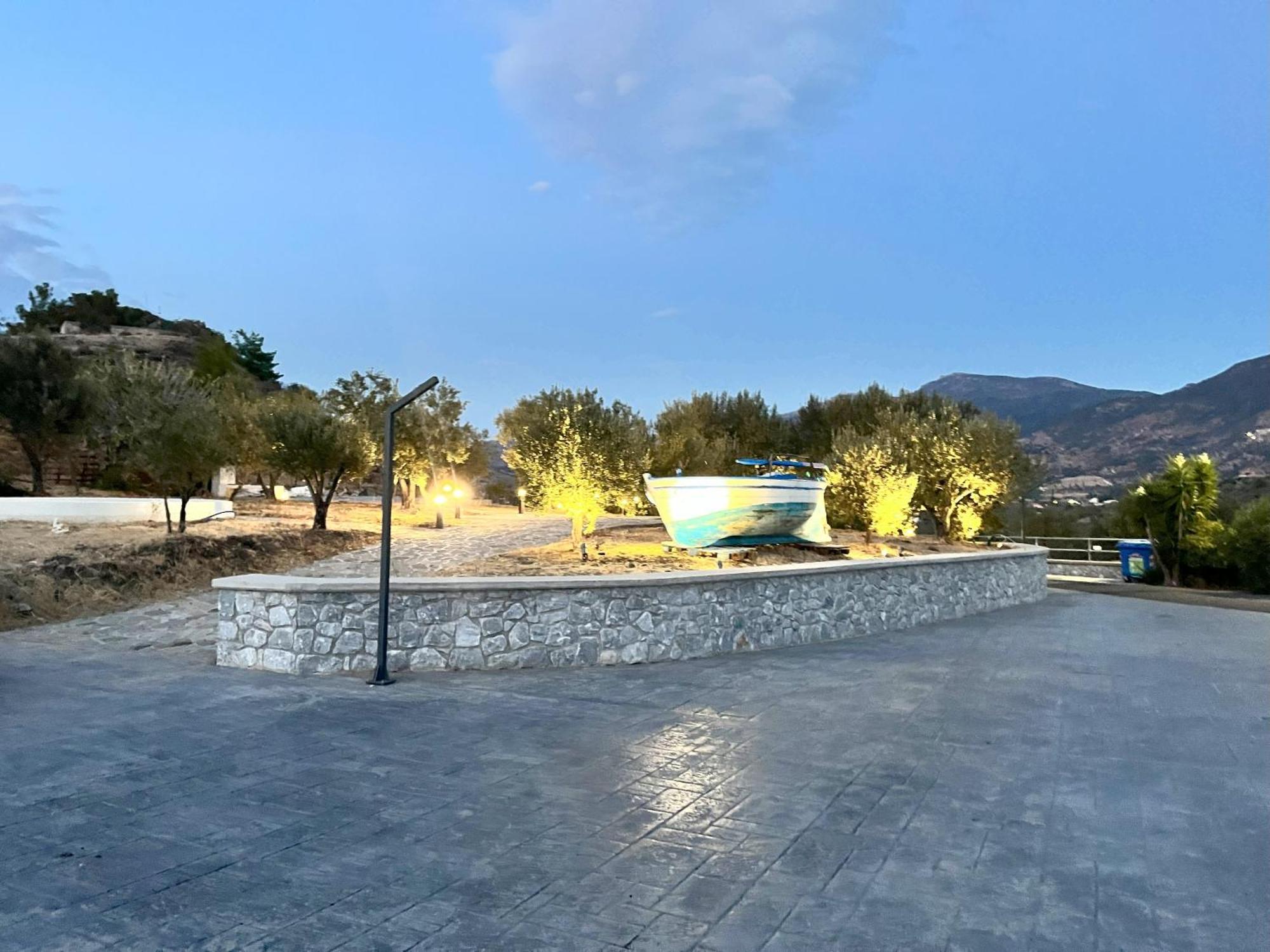 Hotel Defkalion Petra (Lesbos) Exterior foto
